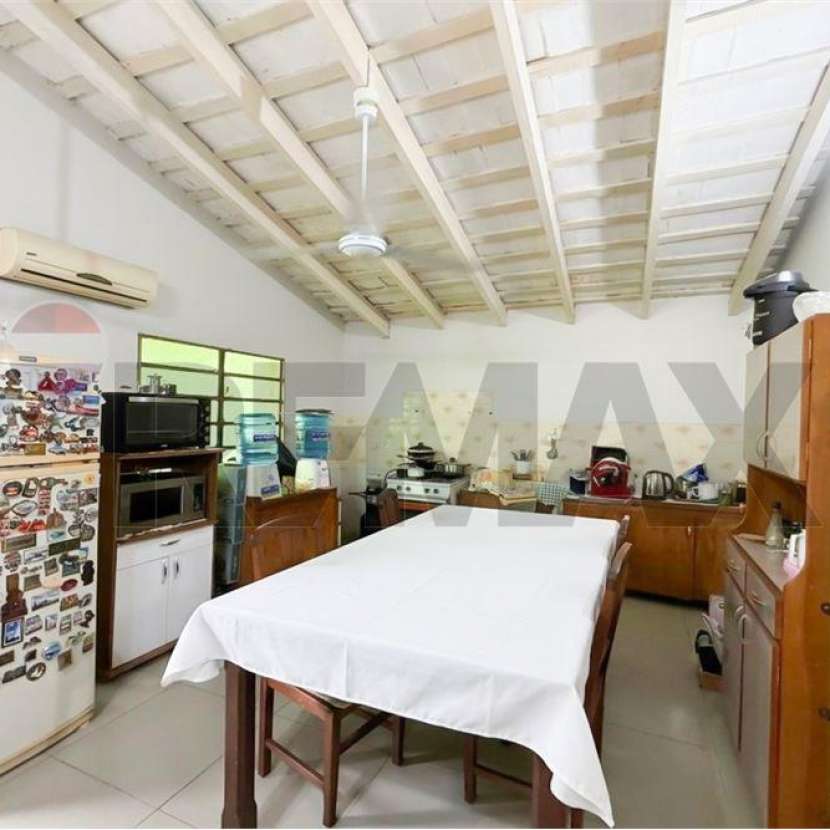 Imagen 3 de Casa en Barrio Jara