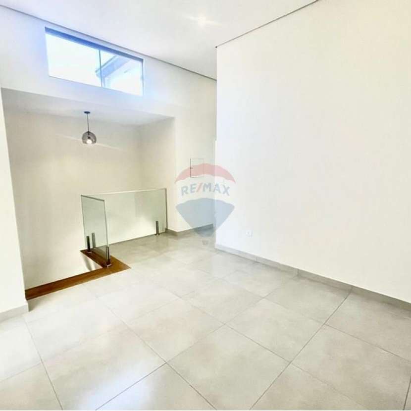 Imagen 4 de Duplex a estrenar con piscina en Loma Pytá