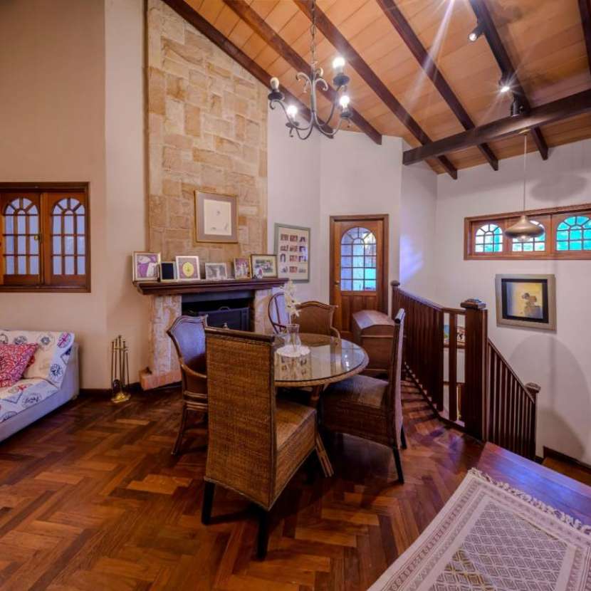 Imagen 6 de Residencia de lujo de 4 dormitorios zona Mariscal Estigarribia