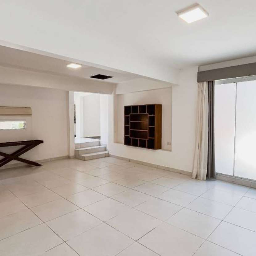 Imagen 4 de Casa 3 dormitorios zona Yacht en Lambaré id 43634