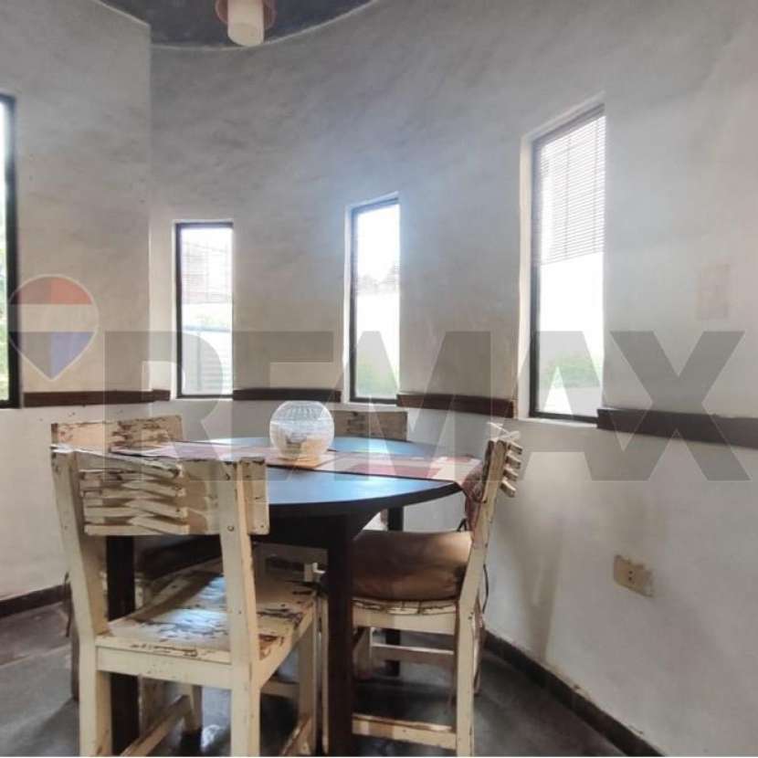 Imagen 3 de Residencia en Barrio Herrera
