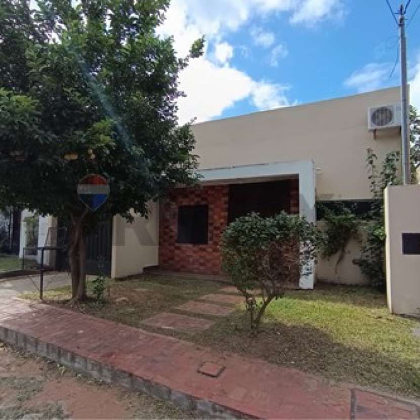 Imagen 3 de Chalet en Lambaré Barrio Mbachio II