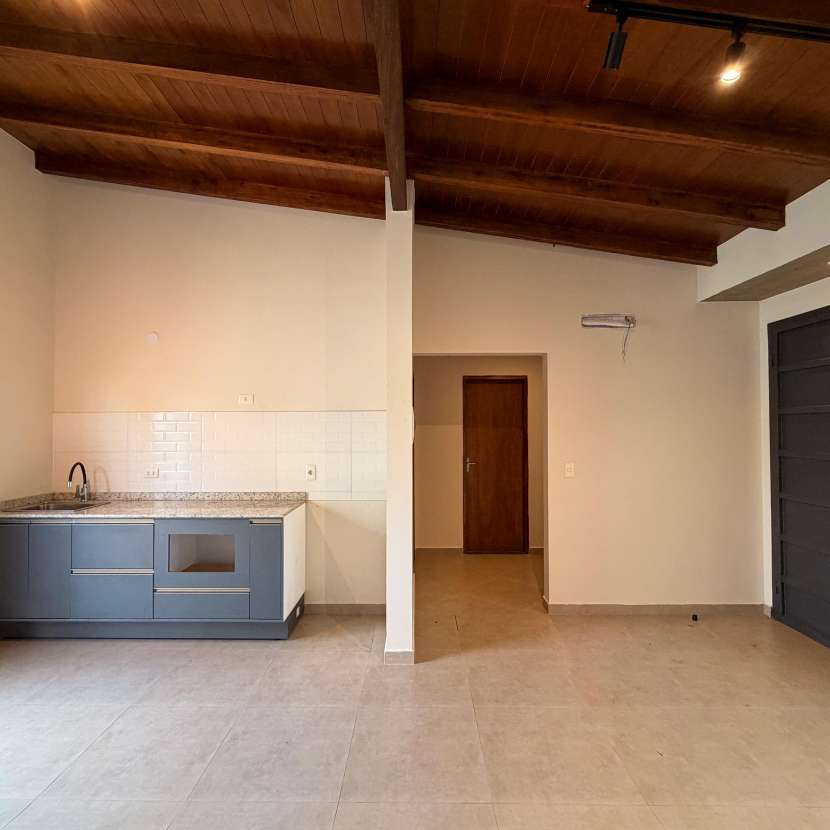 Imagen 1 de Duplex a estrenar ubicado en esquina Cambyretá