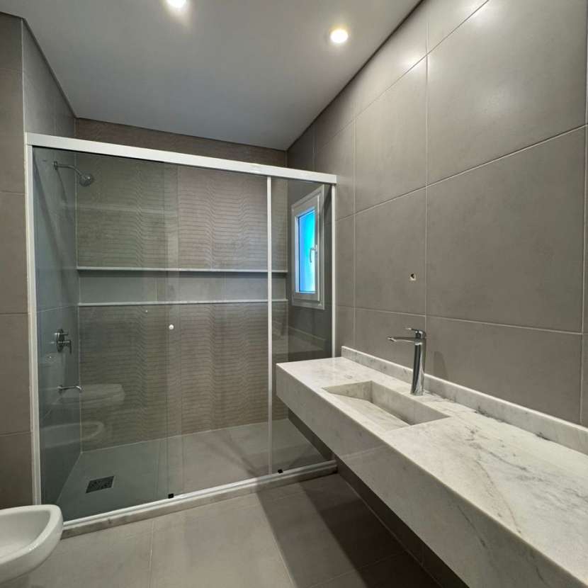 Imagen 4 de Casa a estrenar en Barrio Mburucuyá Asunción