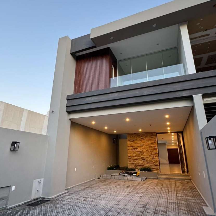 Imagen 6 de Casa a estrenar en Barrio Mburucuyá Asunción