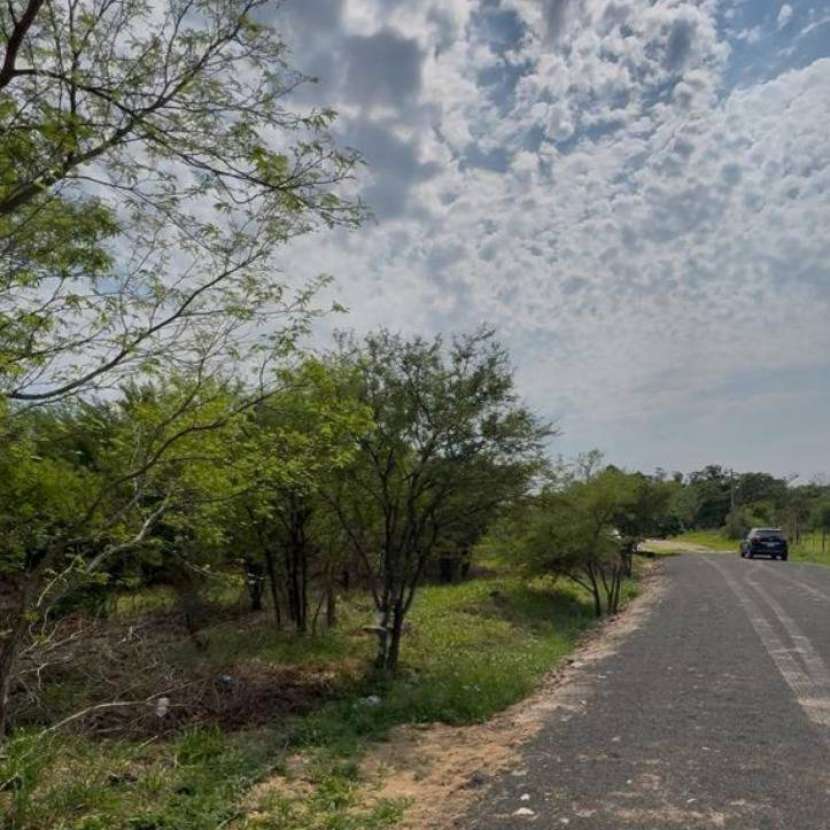 Imagen 3 de Terreno exclusivo en Surubí'i Club de Campo Lote 5