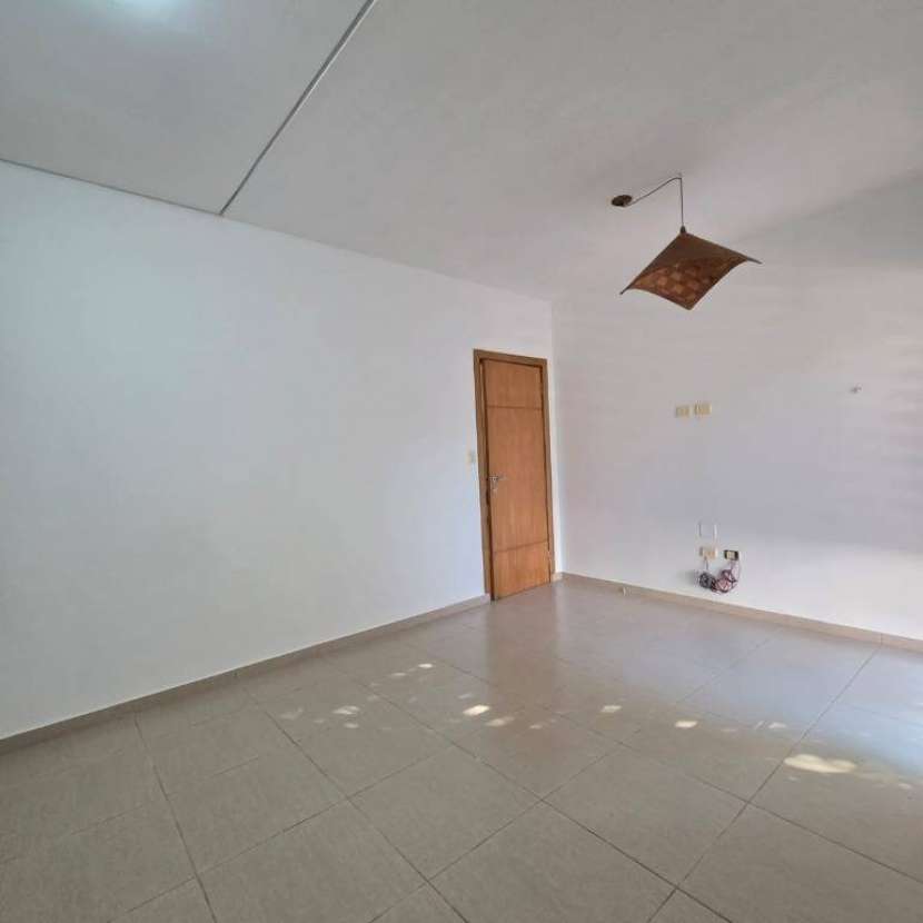 Imagen 7 de Casa en Barrio Mariscal Estigarribia