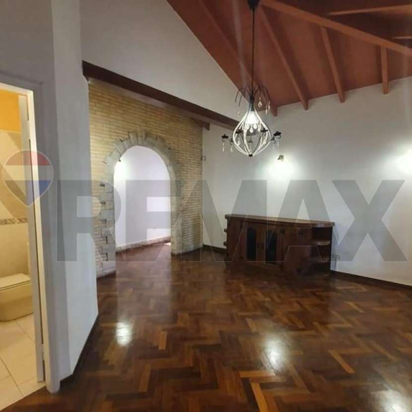 Imagen 7 de Casa en Barrio Jara a media cuadra de la Universidad Americana