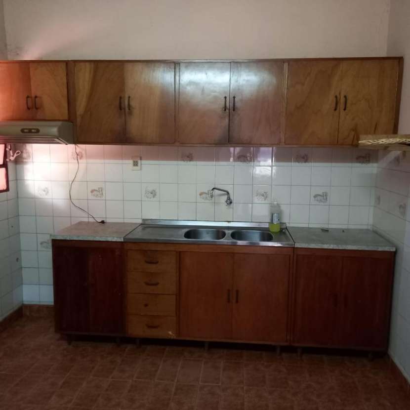 Imagen 2 de Casa a refaccionar en Barrio Jara Asunción