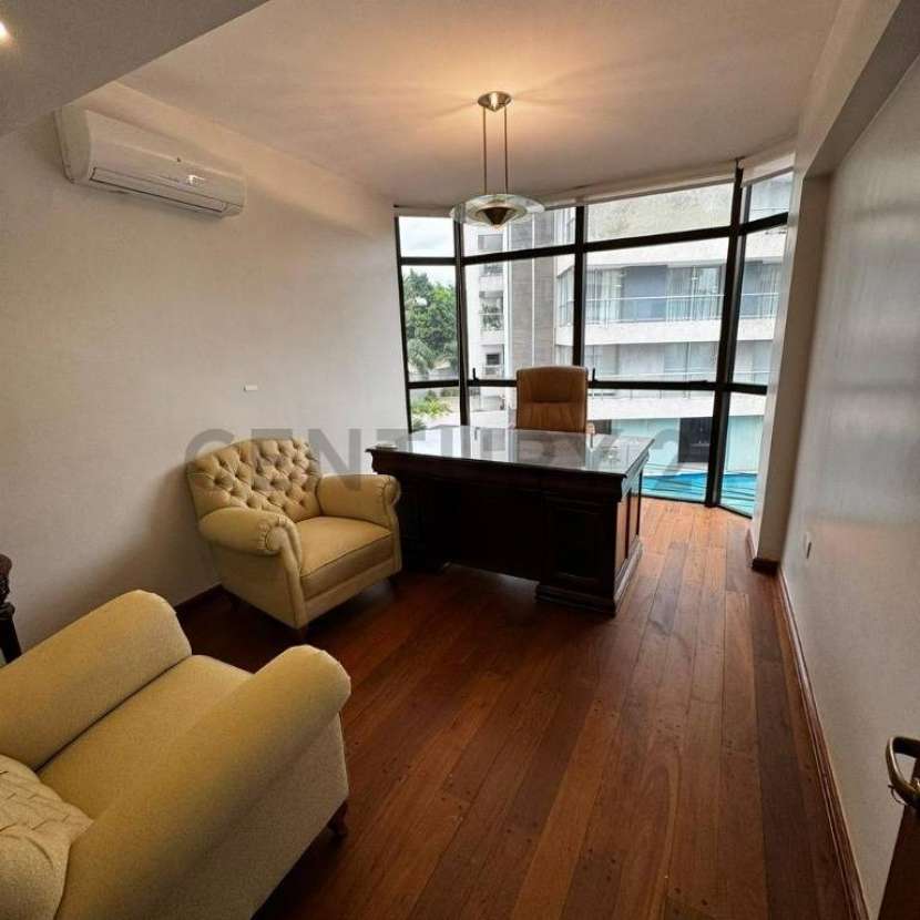 Imagen 2 de Departamento de lujo en Las Mercedes