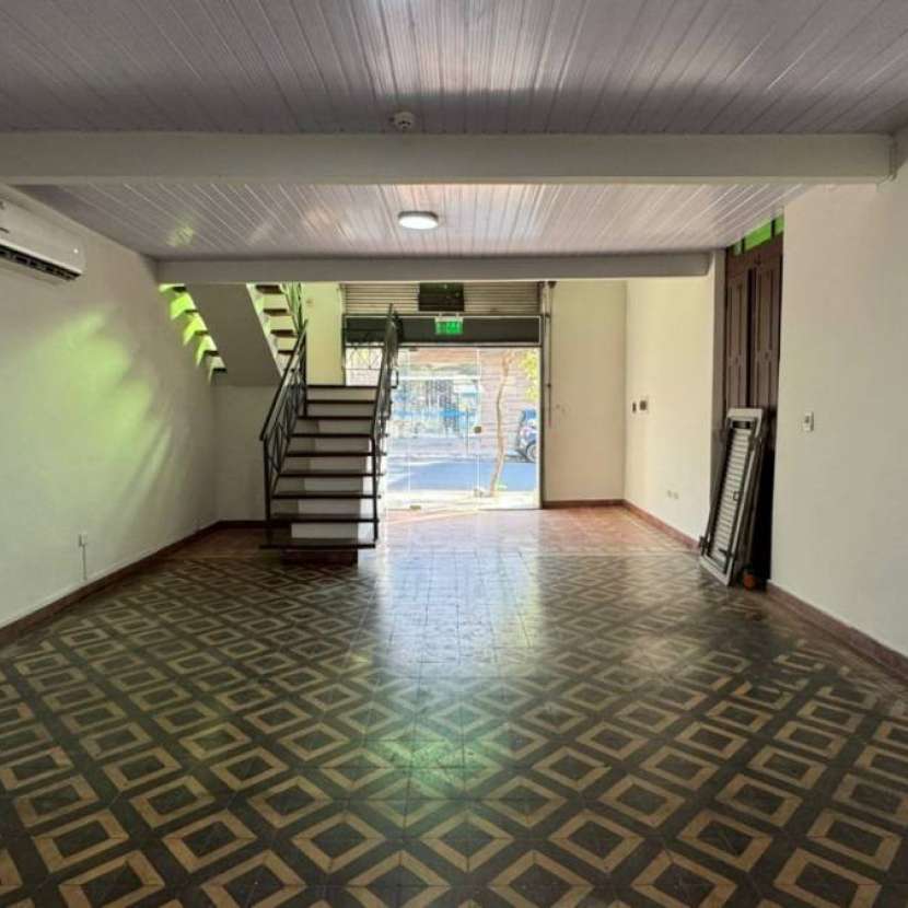 Imagen 2 de Casa para local Comercial en centro de Asunción ID: 45430