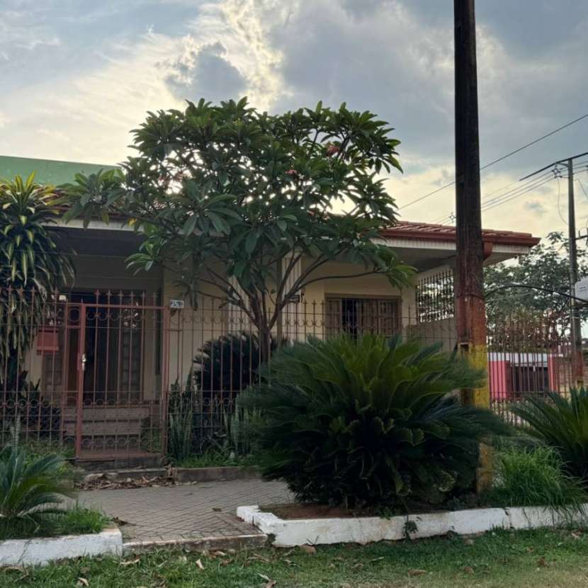 Imagen 4 de Casa en Fernando de la Mora zona Norte ID: 44202