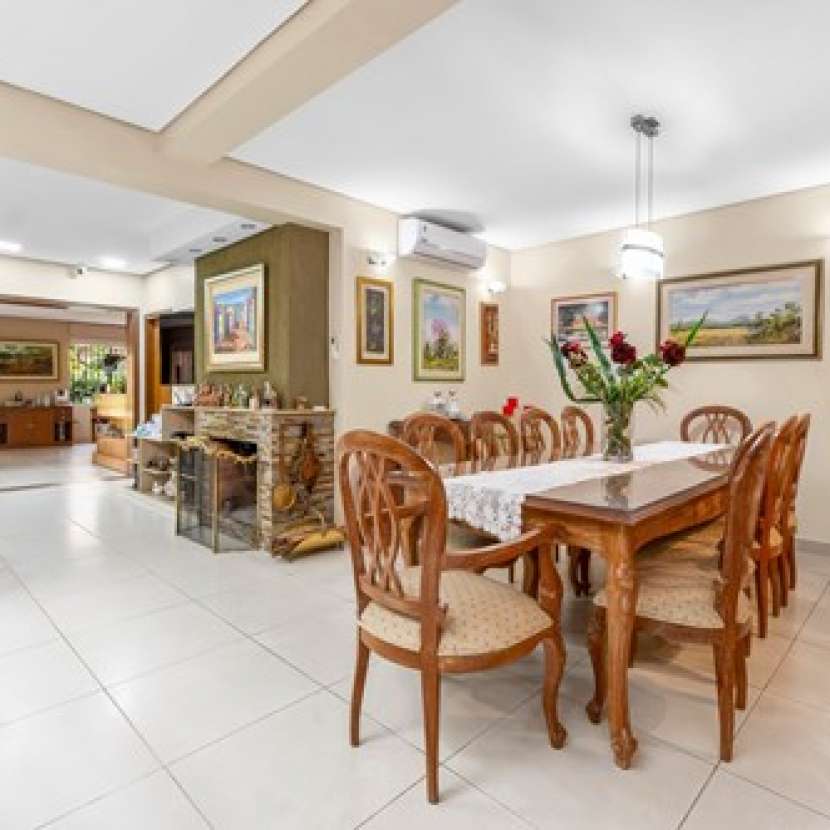 Imagen 1 de Residencia en Barrio Recoleta