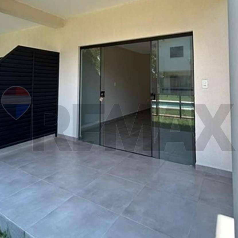 Imagen 6 de Duplex en Luque Loma Merlo