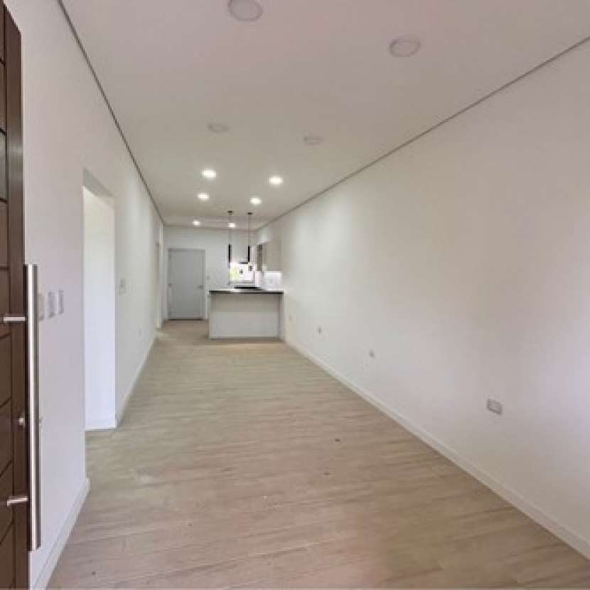 Imagen 5 de Duplex tipo departamento en condominio exclusivo Luque Barrio Loma Merlo