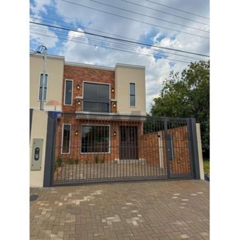 Imagen 5 de Duplex en Luque